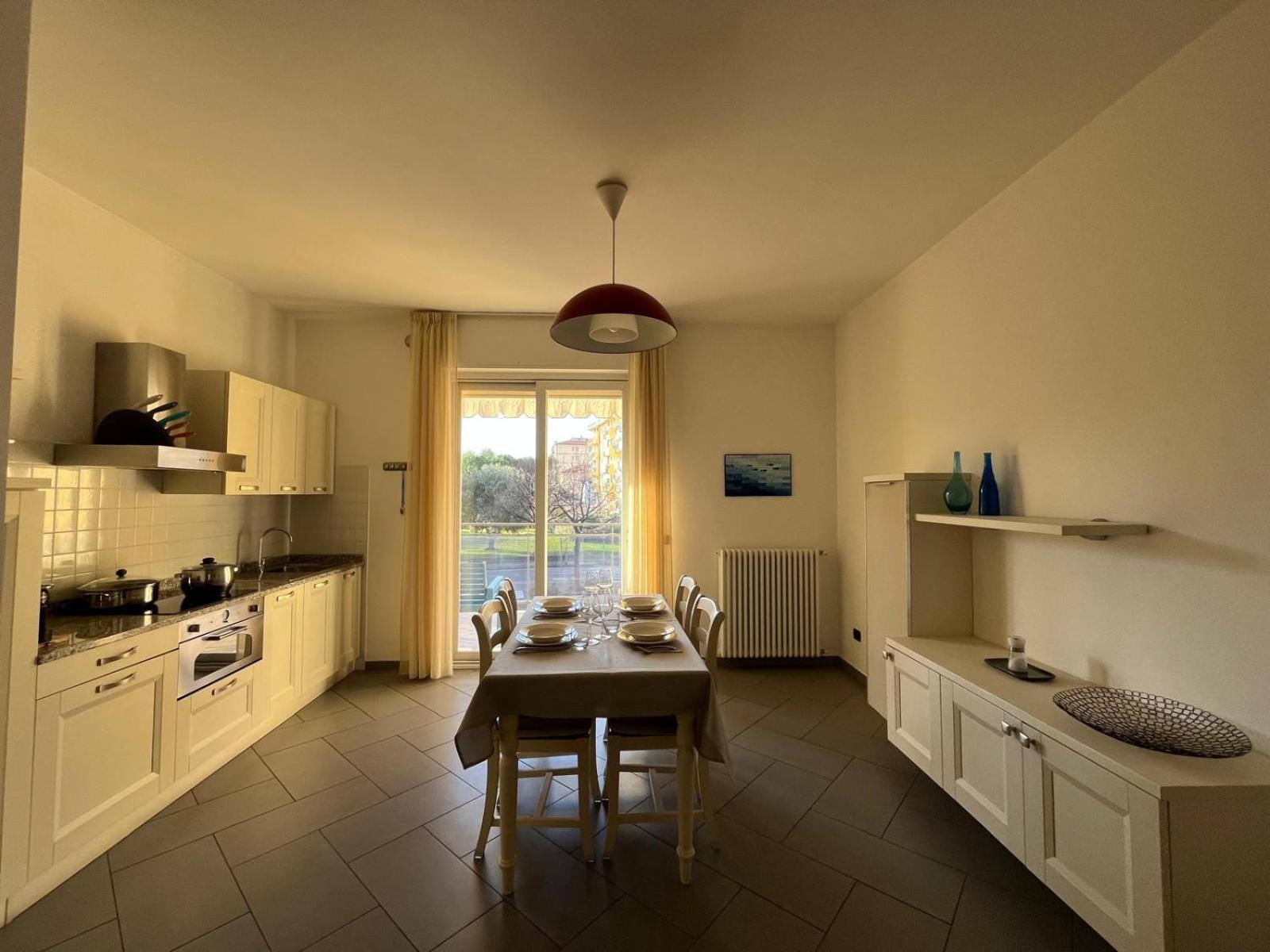 Dea Apartments Albenga Exterior photo