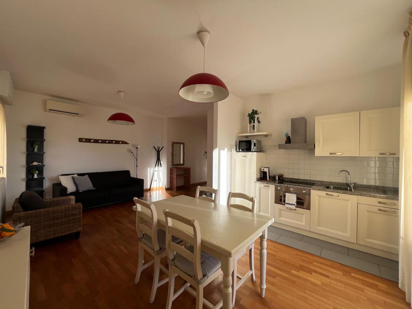 Dea Apartments Albenga Exterior photo