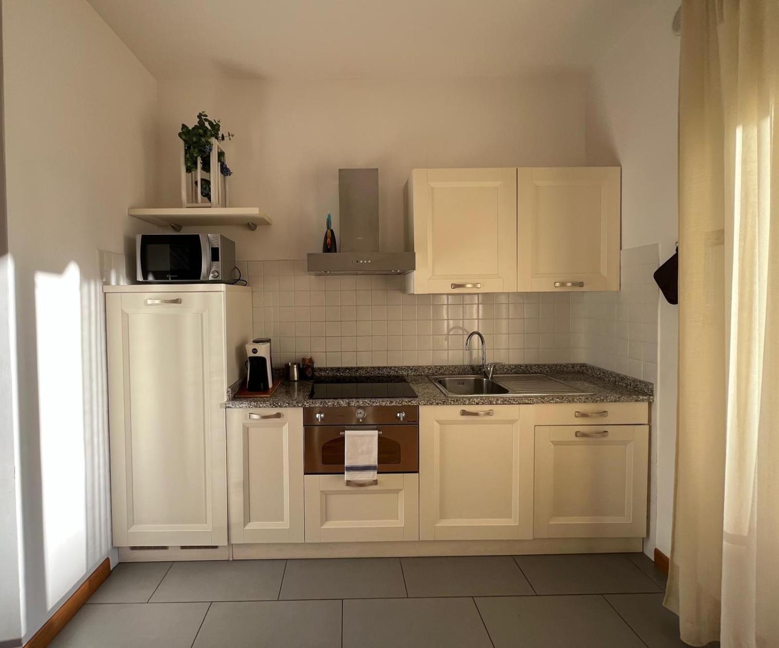 Dea Apartments Albenga Exterior photo