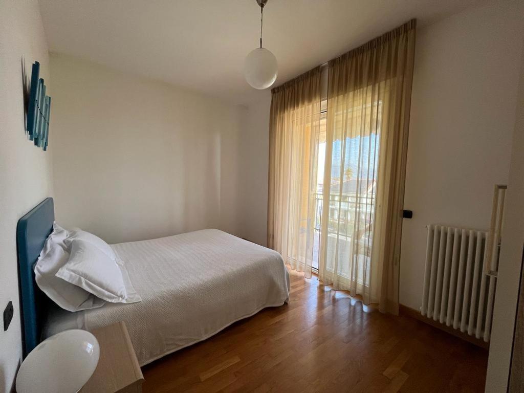 Dea Apartments Albenga Exterior photo